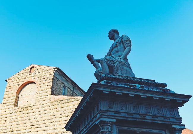 famous churches in Florence italy