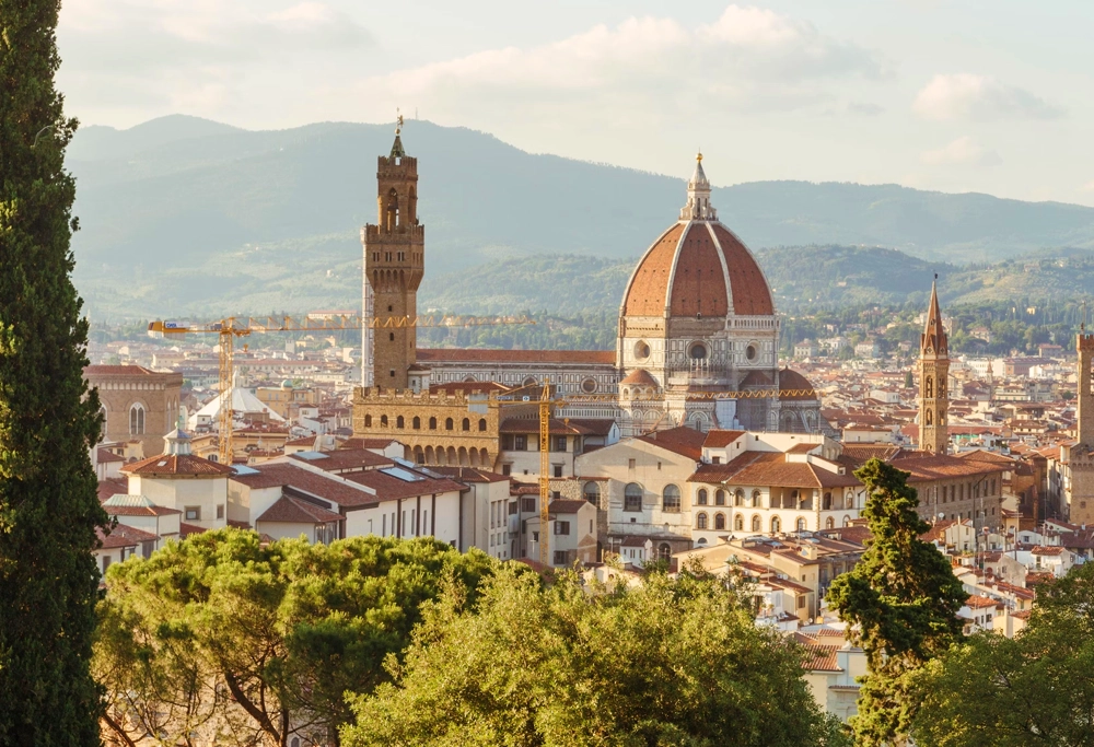 Sunrise over the city of Florence Italy. The best of Florence & Tuscany tour is part of the best day trips from Rome by train.
